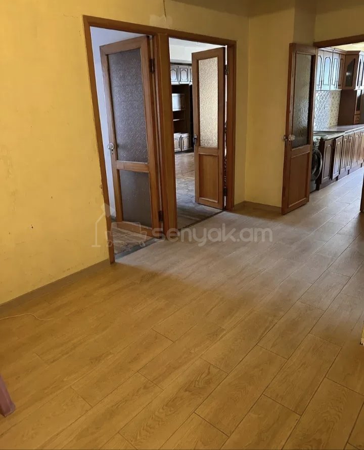 3 Սենյականոց Բնակարան, 78քմ, 6/14 հարկ, Նորմալ Վիճակում, Կահավորված, Արևկող