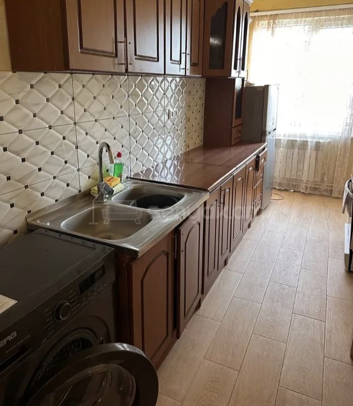 3 Սենյականոց Բնակարան, 78քմ, 6/14 հարկ, Նորմալ Վիճակում, Կահավորված, Արևկող