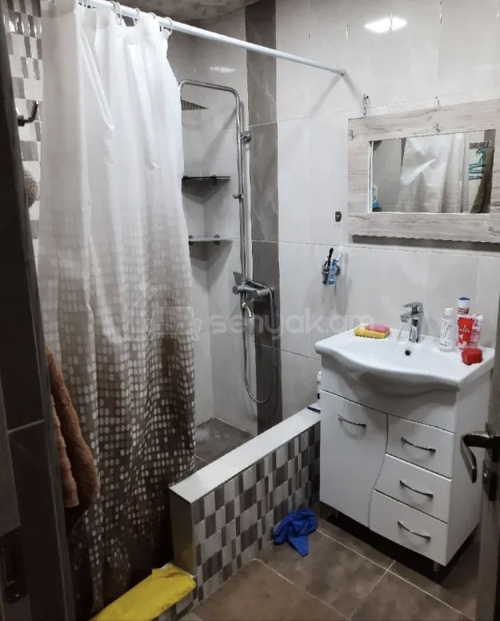 2 Սենյականոց Բնակարան, 50քմ, 3/9 հարկ, Կապիտալ Վերանորոգված, Կահավորված, Արևկող