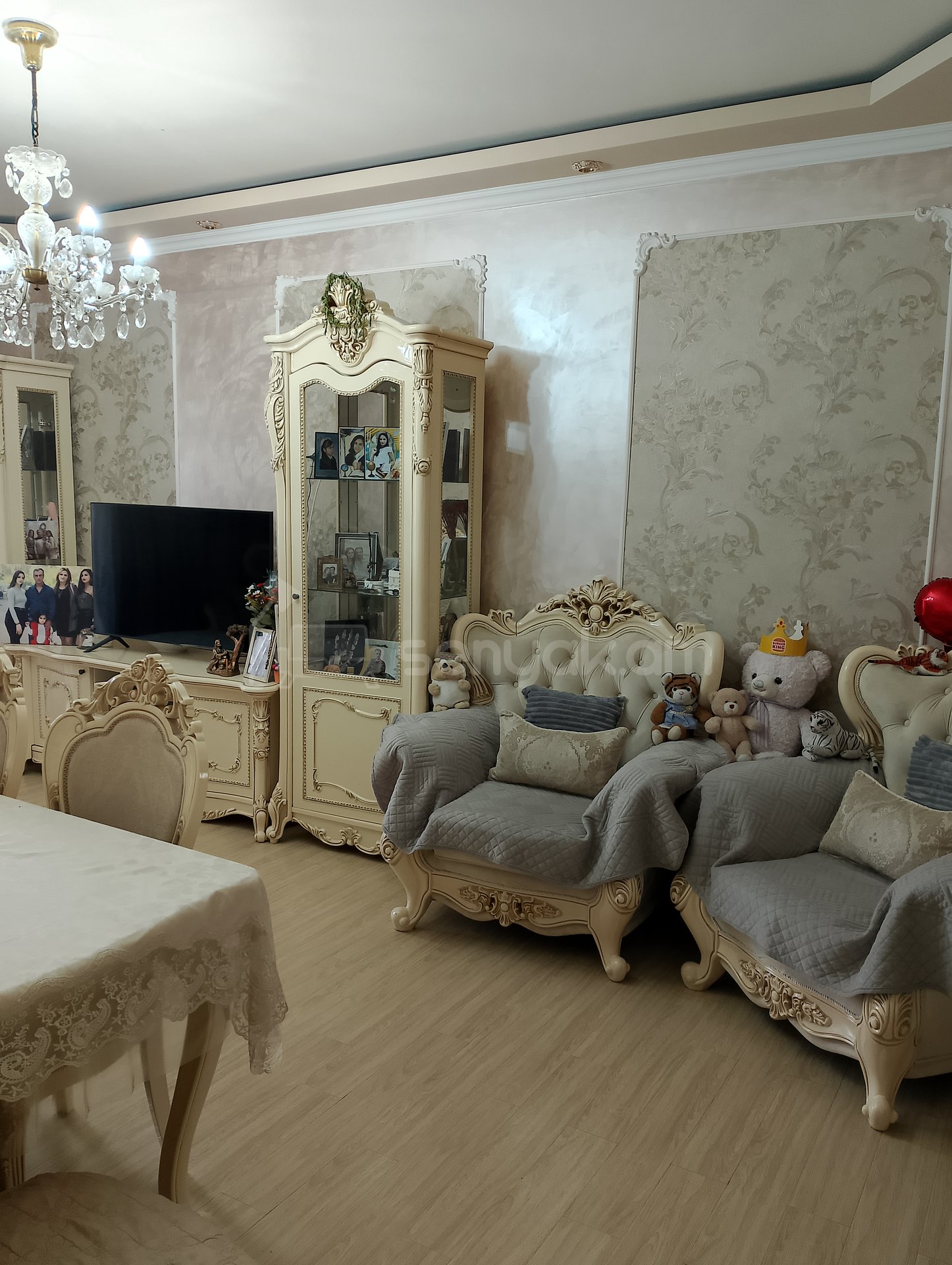 3 Սենյականոց Բնակարան, 80քմ, 3/3 հարկ, Կապիտալ Վերանորոգված