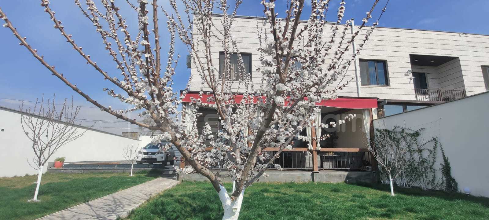 6 Սենյականոց Առանձնատուն, 200քմ, Ավտոտնակով