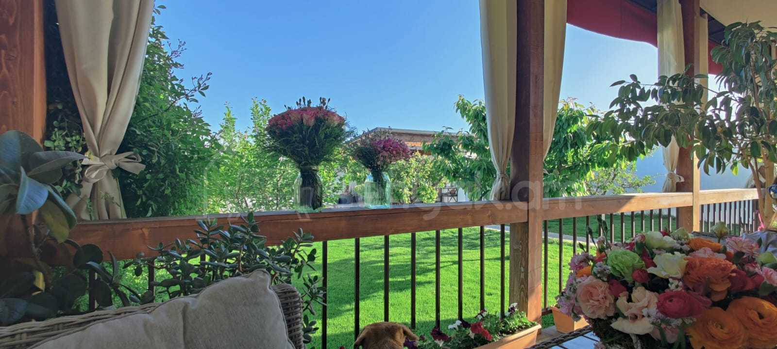 6 Սենյականոց Առանձնատուն, 200քմ, Ավտոտնակով