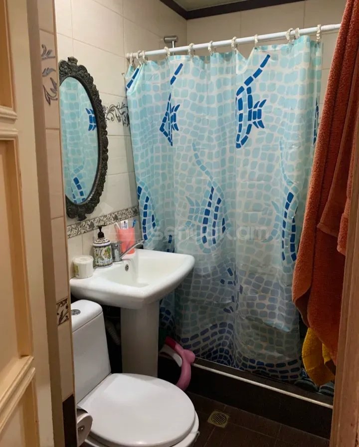 2 Սենյականոց Բնակարան Քարե Շենքում, 40քմ, 3/4 հարկ, Կապիտալ Վերանորոգված, Կահավորված