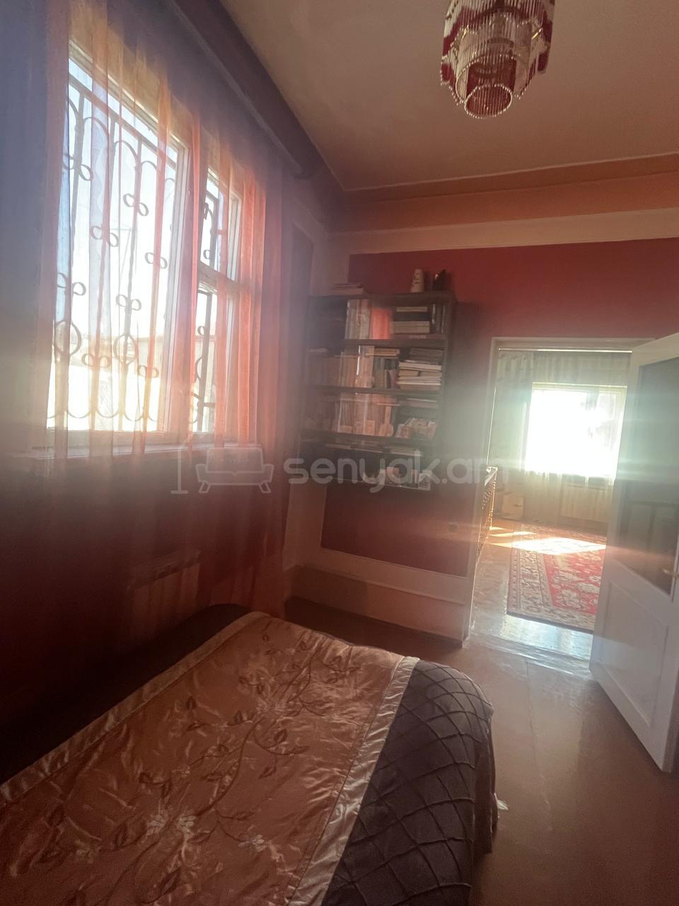 4 Սենյականոց Սեփական Տուն, 75քմ, Կապիտալ Վերանորոգված, Կահավորված