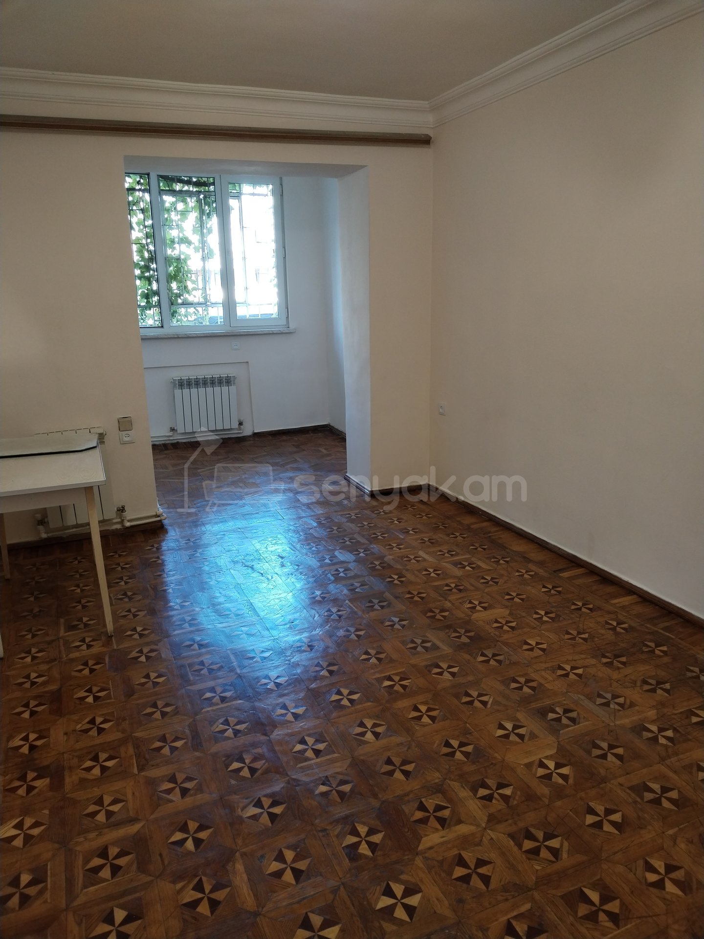 2 Սենյականոց Բնակարան Քարե Շենքում, 50քմ, 1/5 հարկ, Նորմալ Վիճակում, Կահավորված, Արևկող