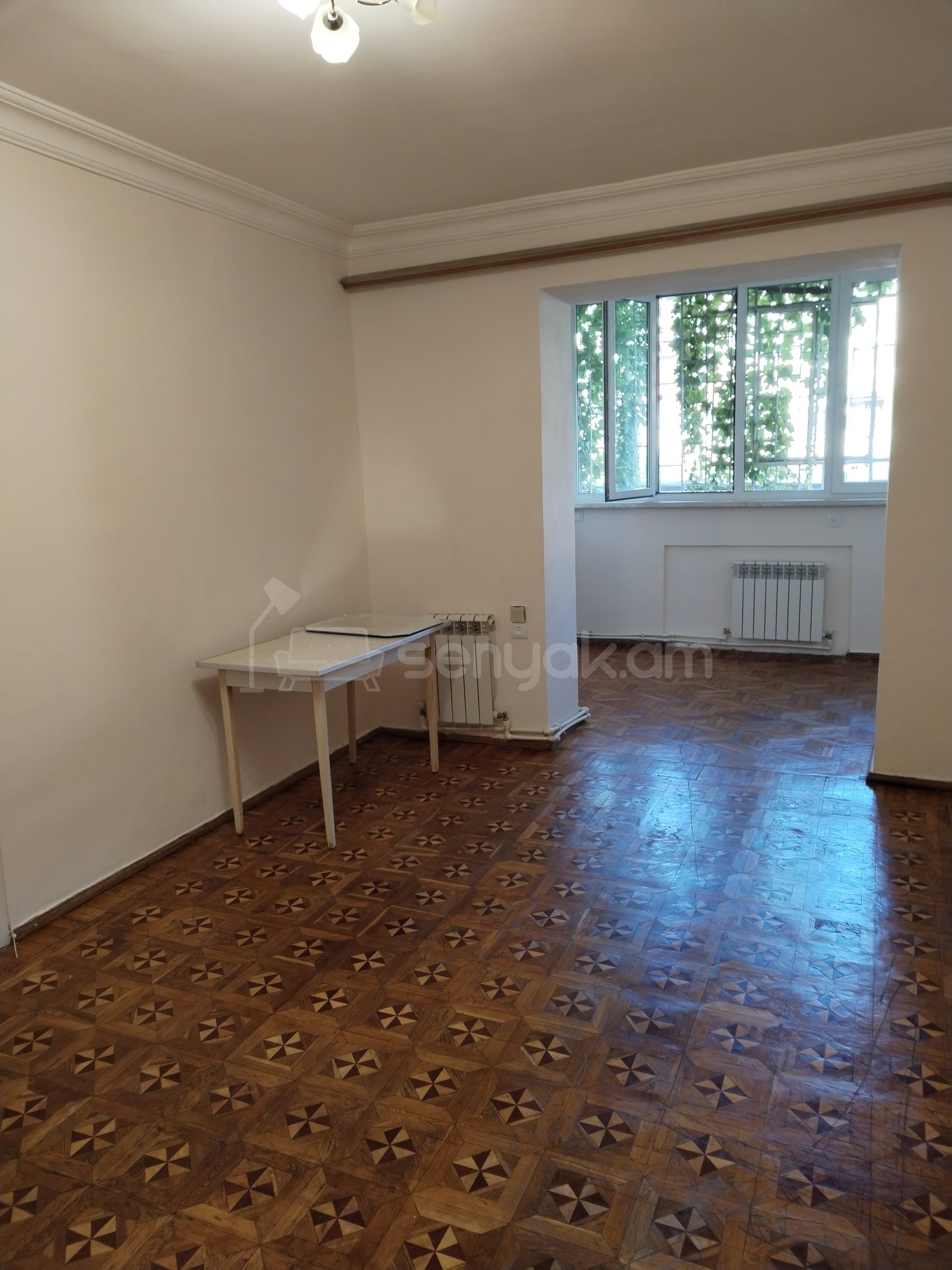 2 Սենյականոց Բնակարան Քարե Շենքում, 50քմ, 1/5 հարկ, Նորմալ Վիճակում, Կահավորված, Արևկող