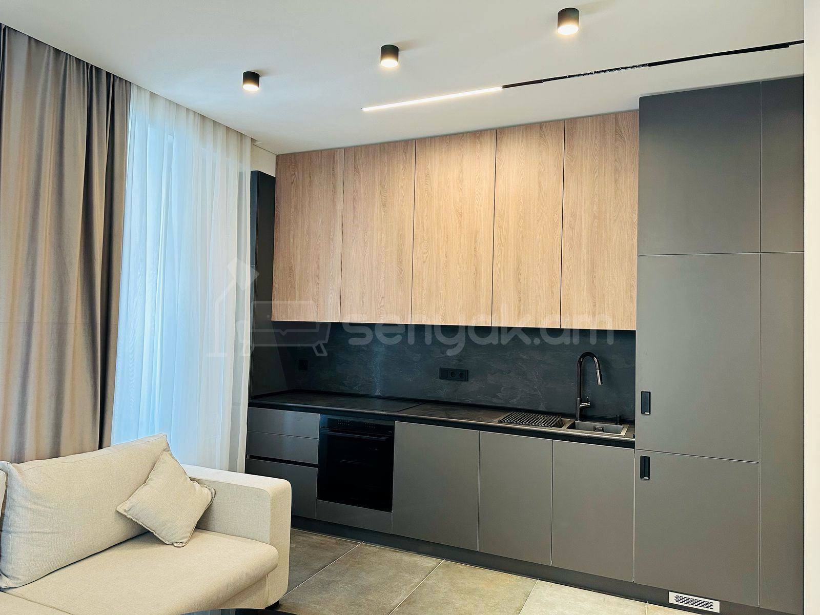 3 Սենյականոց Բնակարան Նորակառույցում, 65քմ, 5/18 հարկ, Դիզայներական Վերանորոգված