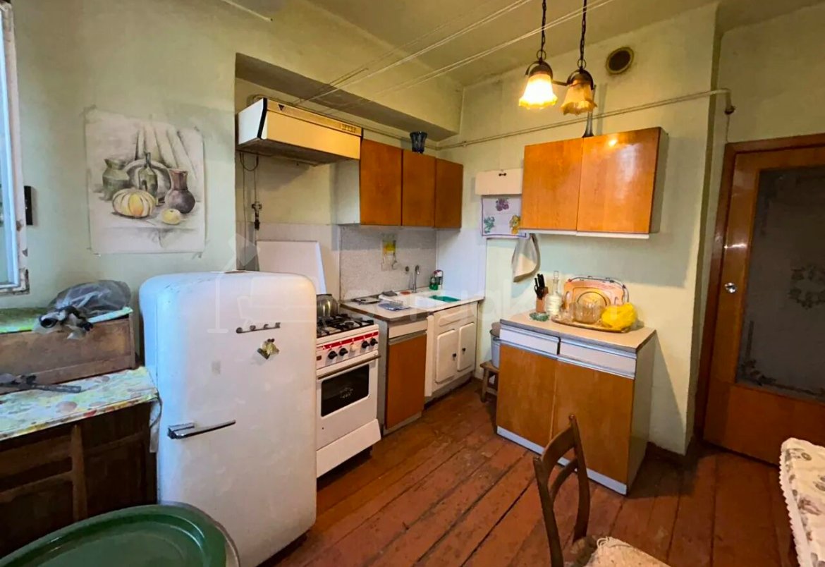 1 Սենյականոց Բնակարան, 42քմ, 6/9 հարկ, Նորմալ Վիճակում