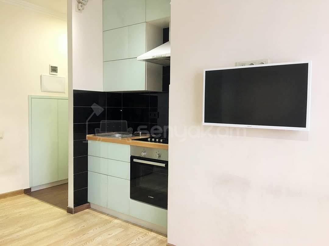 2 Սենյականոց Բնակարան Քարե Շենքում, 50քմ, 3/5 հարկ, Դիզայներական Վերանորոգված, Կահավորված, Արևկող