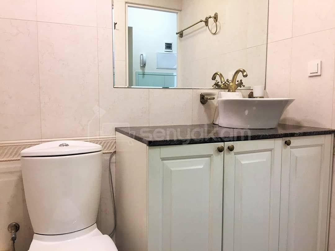 2 Սենյականոց Բնակարան Քարե Շենքում, 50քմ, 3/5 հարկ, Դիզայներական Վերանորոգված, Կահավորված, Արևկող