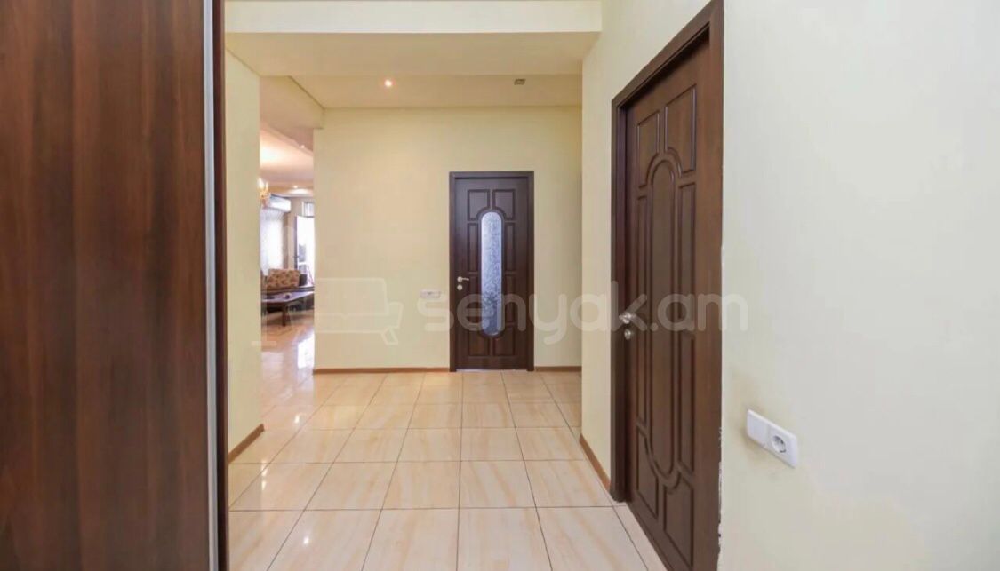 3 Սենյականոց Բնակարան Նորակառույցում, 100քմ, 10/16 հարկ, Դիզայներական Վերանորոգված, Կահավորված, Արևկող