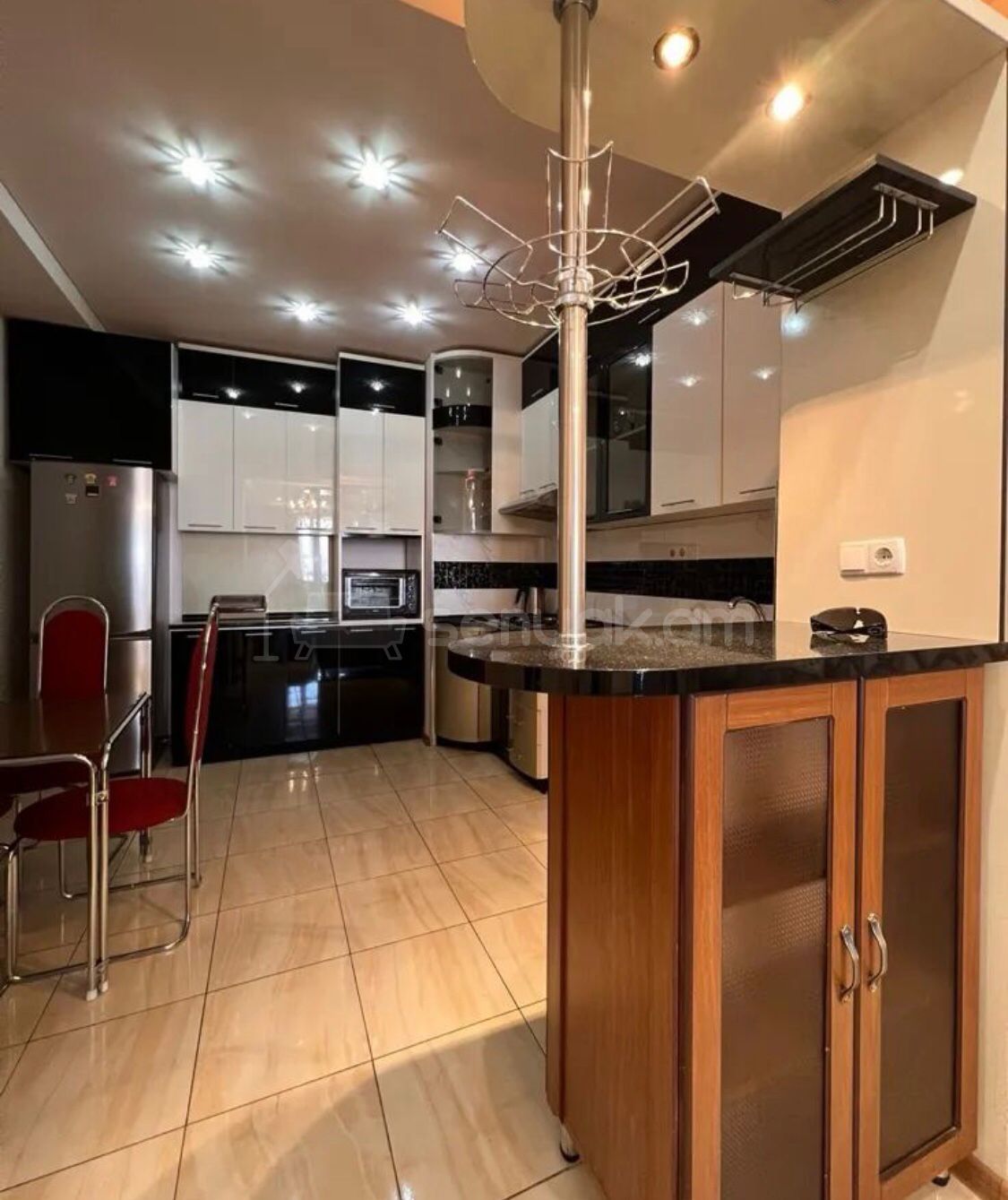 3 Սենյականոց Բնակարան Նորակառույցում, 100քմ, 10/16 հարկ, Դիզայներական Վերանորոգված, Կահավորված, Արևկող