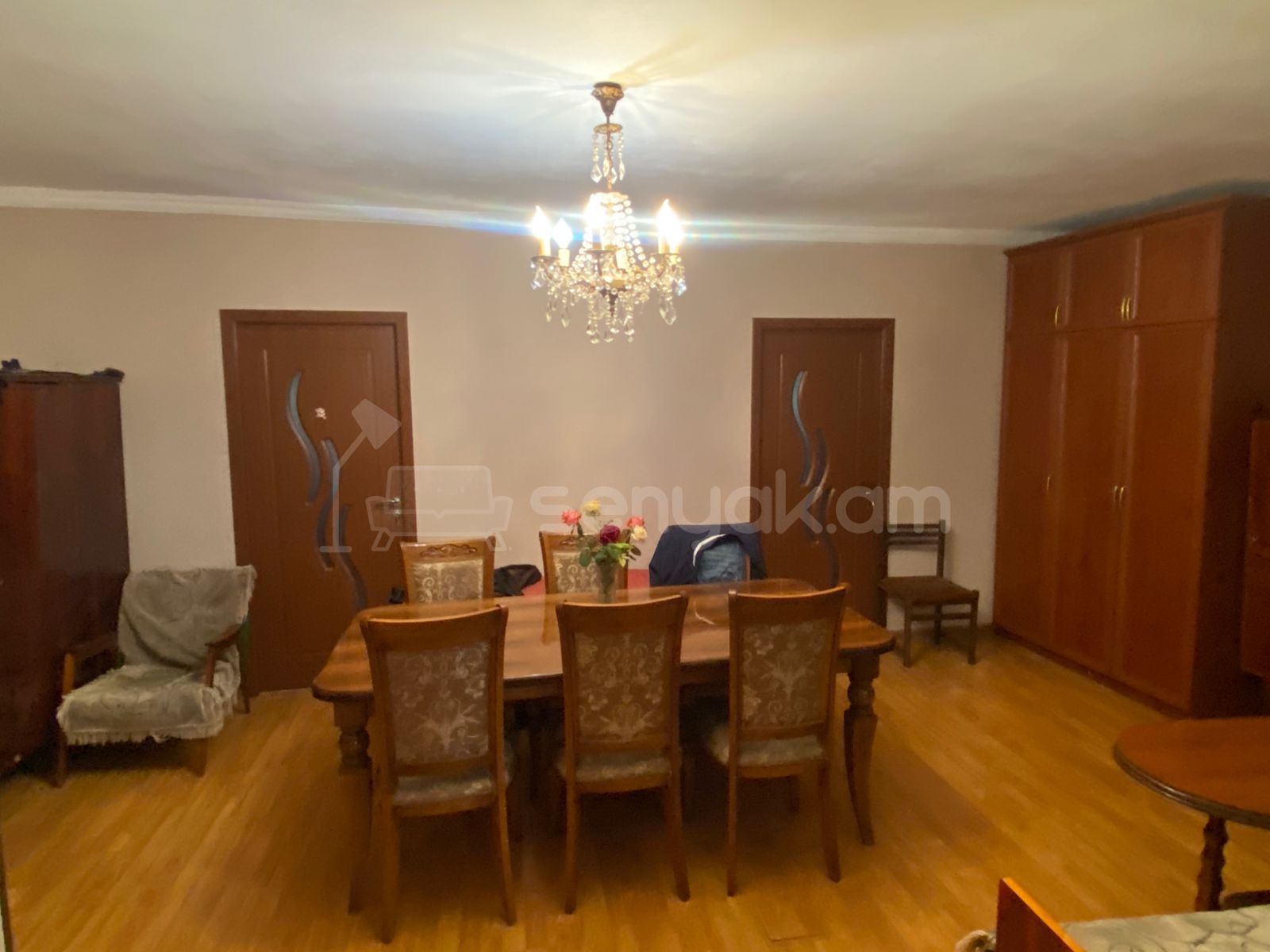 7 Սենյականոց Սեփական Տուն, 260քմ, Կոսմետիկ Վերանորոգված