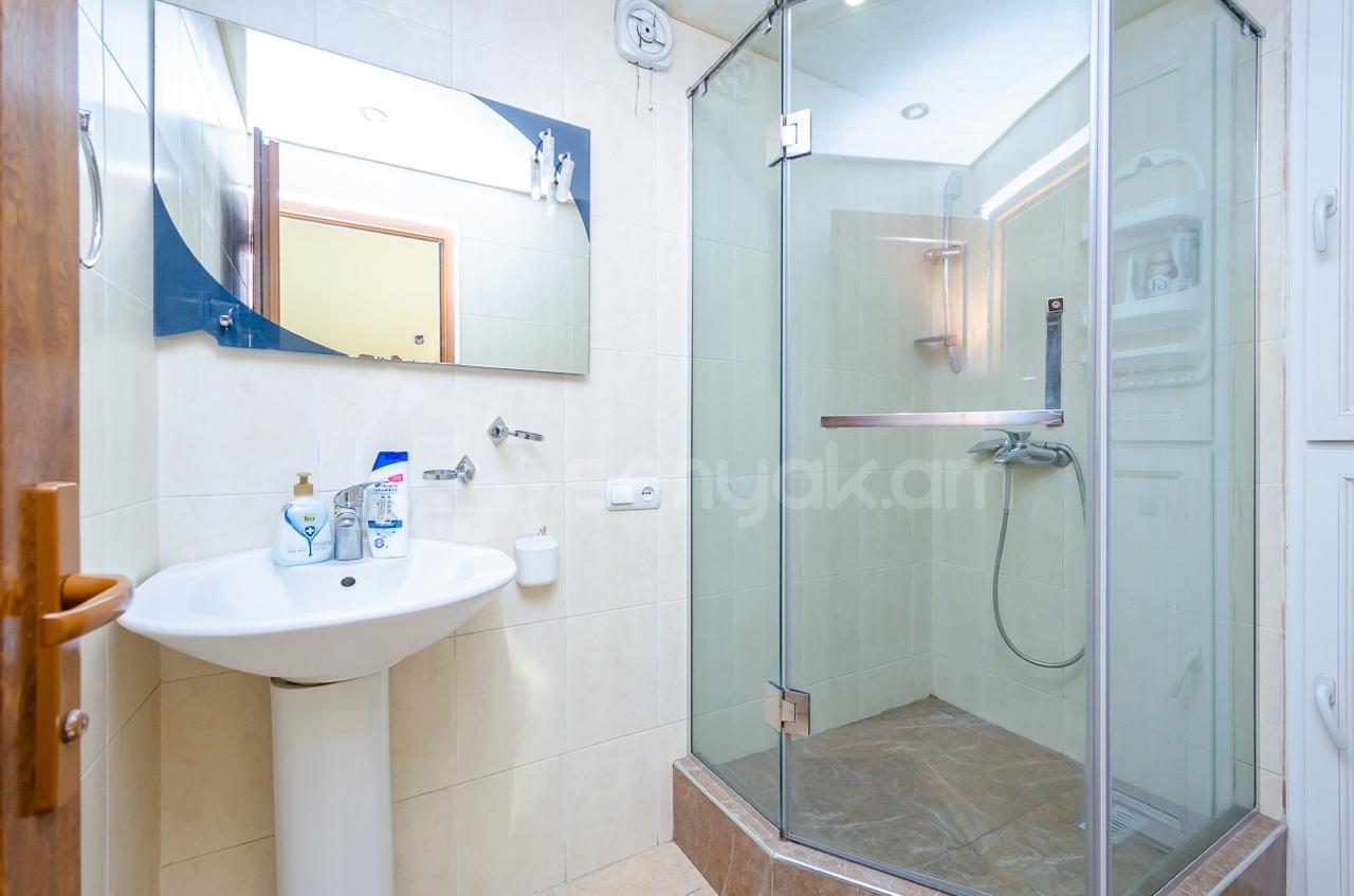 3 Սենյականոց Բնակարան, 97քմ, 4/16 հարկ, Դիզայներական Վերանորոգված, Կահավորված, Արևկող