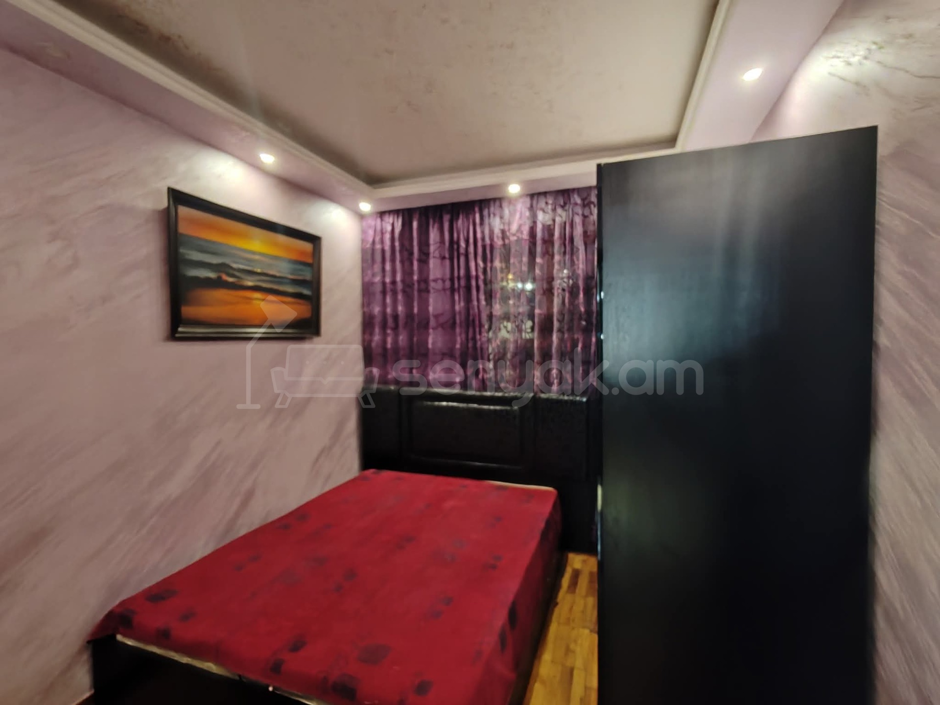 3 Սենյականոց Բնակարան Քարե Շենքում, 80քմ, 2/5 հարկ, Դիզայներական Վերանորոգված, Կահավորված