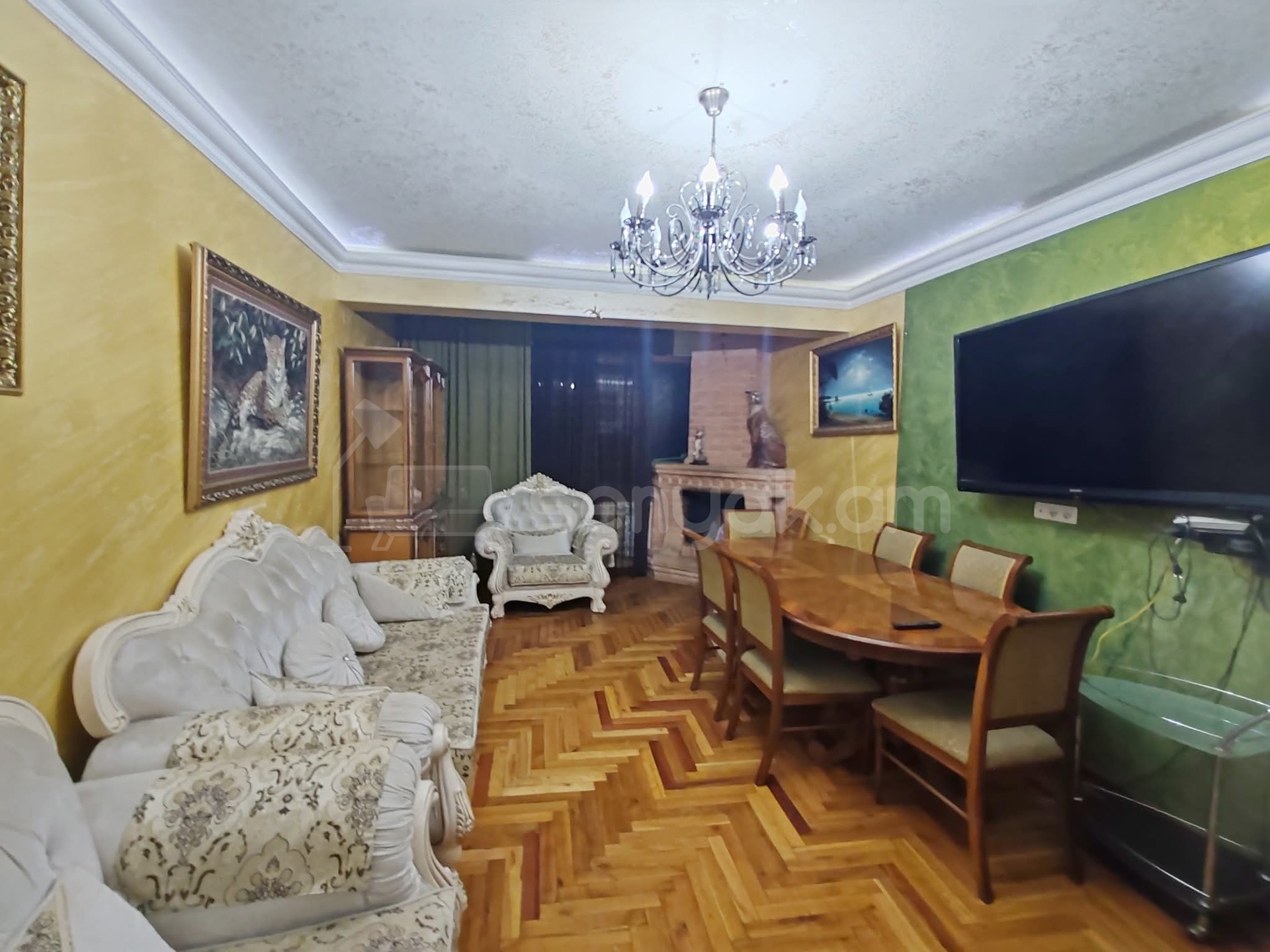 3 Սենյականոց Բնակարան Քարե Շենքում, 80քմ, 2/5 հարկ, Դիզայներական Վերանորոգված, Կահավորված