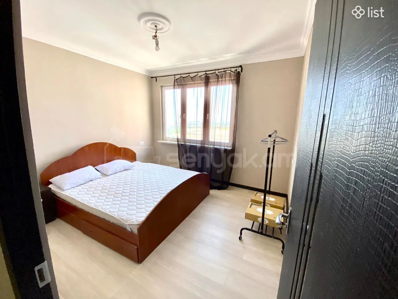 3 Սենյականոց Բնակարան, 64քմ, 9/12 հարկ, Կոսմետիկ Վերանորոգված, Կահավորված