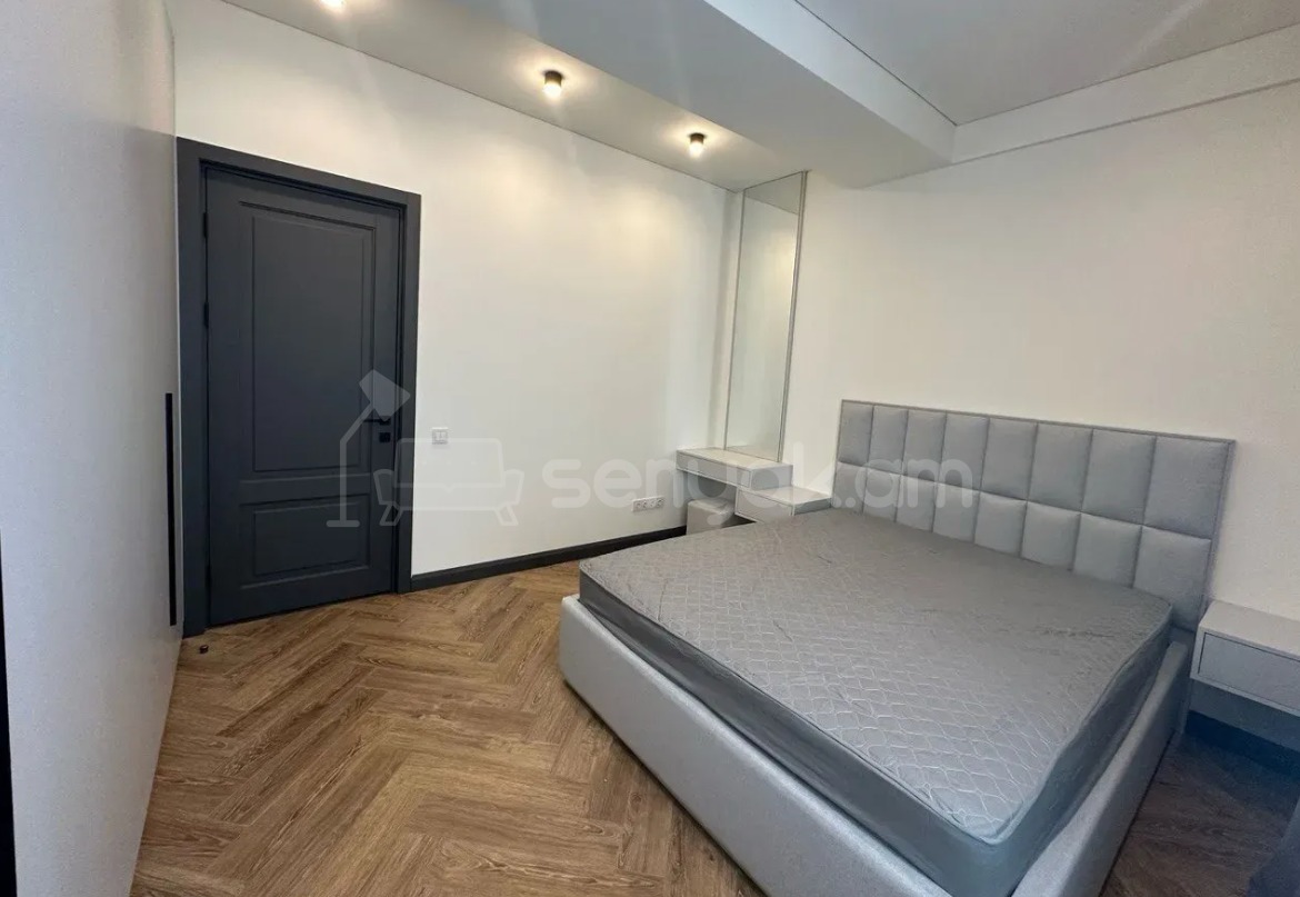 3 Սենյականոց Բնակարան Նորակառույցում, 60քմ, 5/18 հարկ, Դիզայներական Վերանորոգված, Կահավորված