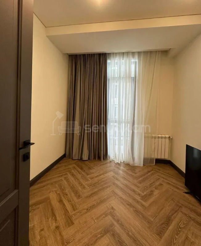 3 Սենյականոց Բնակարան Նորակառույցում, 60քմ, 5/18 հարկ, Դիզայներական Վերանորոգված, Կահավորված