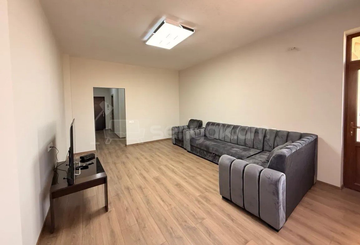 3 Սենյականոց Բնակարան Նորակառույցում, 103քմ, 12/16 հարկ, Դիզայներական Վերանորոգված, Կահավորված