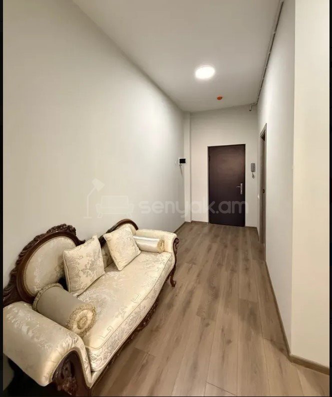 3 Սենյականոց Բնակարան Նորակառույցում, 103քմ, 12/16 հարկ, Դիզայներական Վերանորոգված, Կահավորված