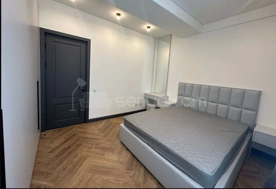 3 Սենյականոց Բնակարան Նորակառույցում, 60քմ, 5/18 հարկ, Դիզայներական Վերանորոգված, Կահավորված