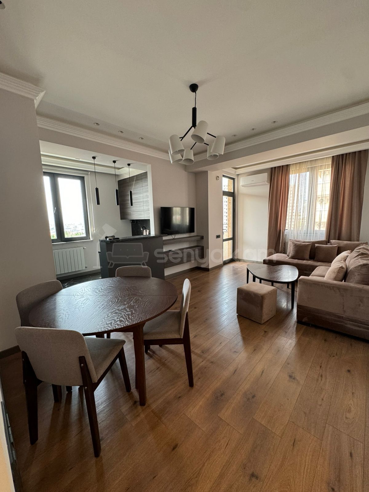 3 Սենյականոց Բնակարան Նորակառույցում, 76քմ, 9/12 հարկ, Դիզայներական Վերանորոգված