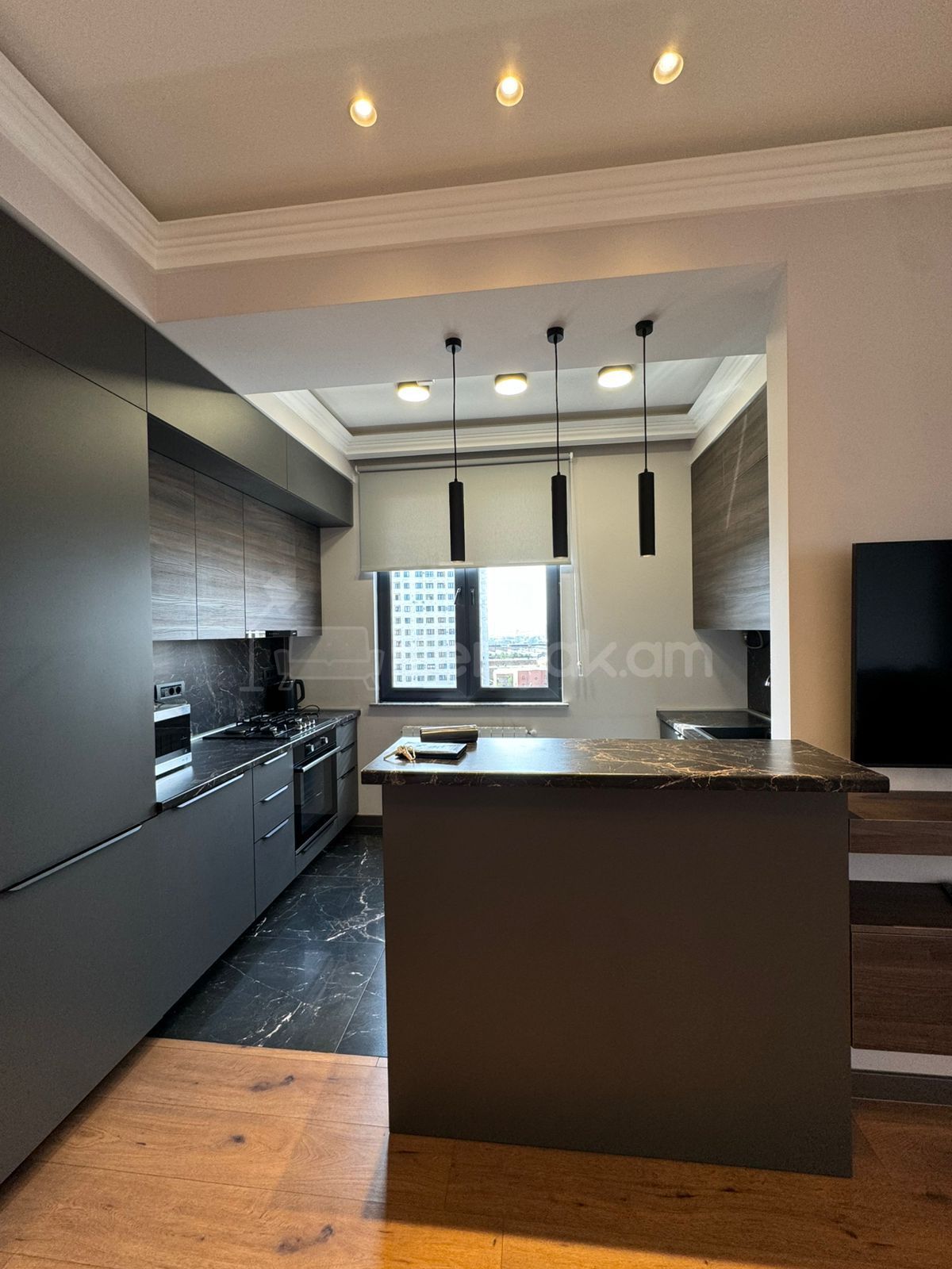 3 Սենյականոց Բնակարան Նորակառույցում, 76քմ, 9/12 հարկ, Դիզայներական Վերանորոգված