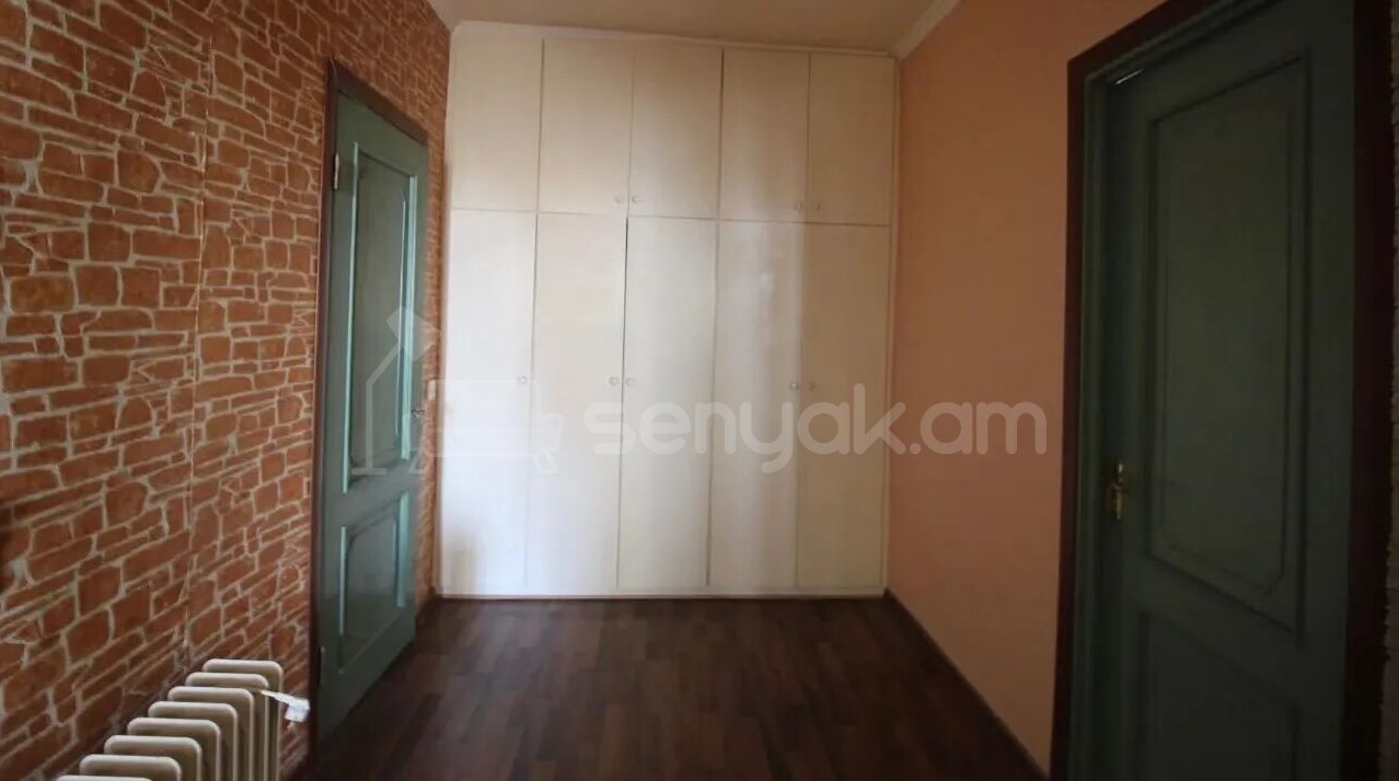 3 Սենյականոց Բնակարան, 67քմ, 7/9 հարկ, Կապիտալ Վերանորոգված, Կահավորված