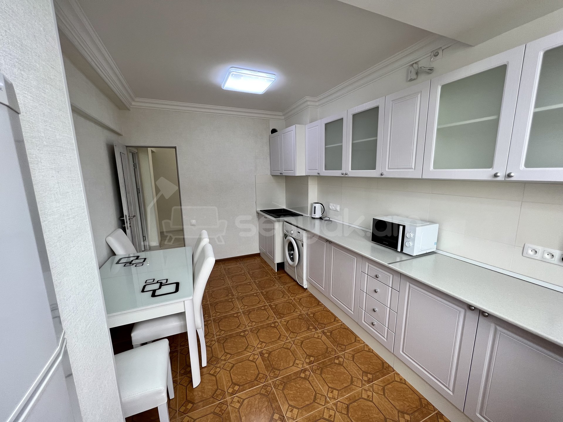 2 Սենյականոց Բնակարան, 75քմ, 12/13 հարկ, Կապիտալ Վերանորոգված, Կահավորված