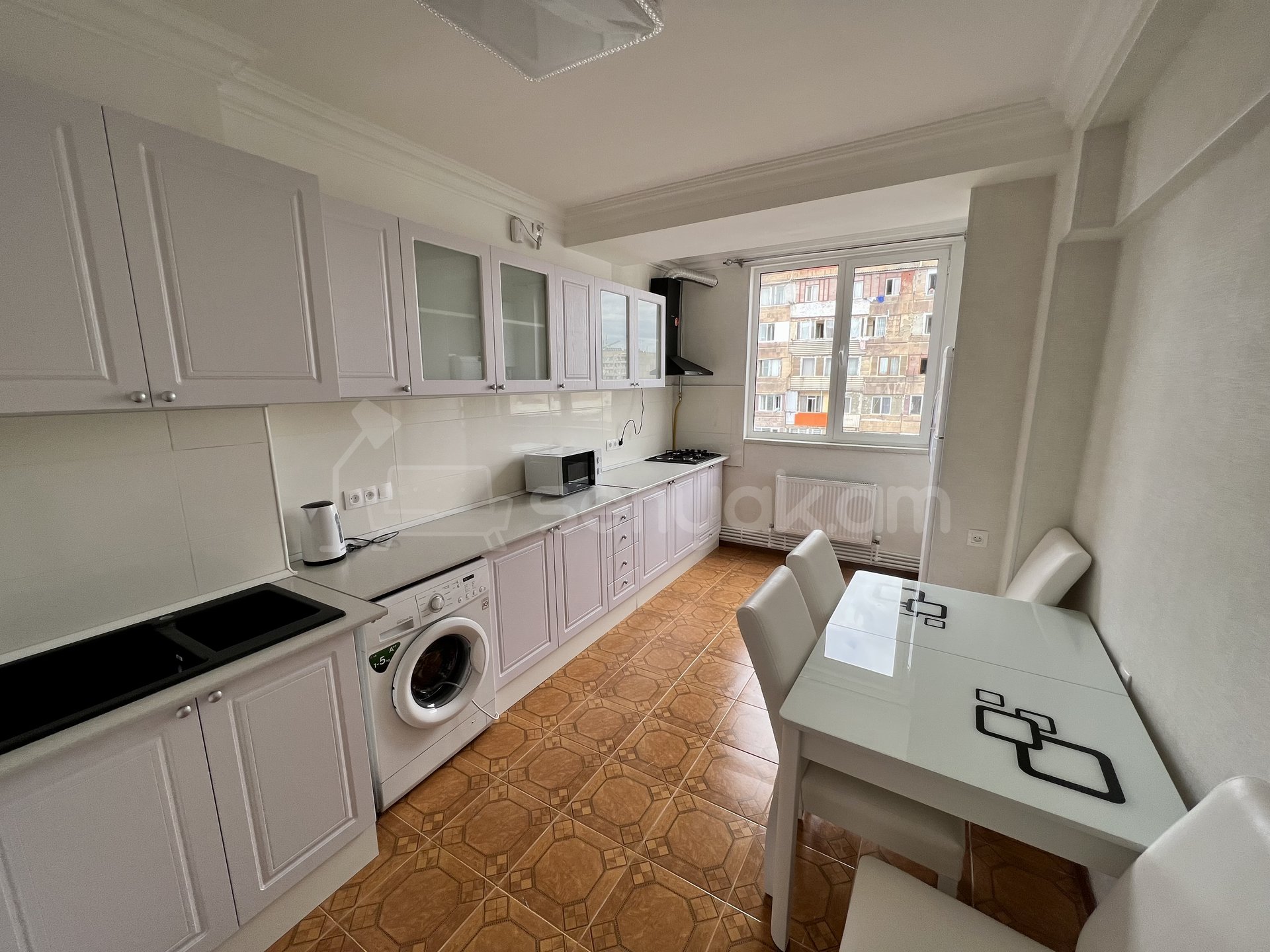 2 Սենյականոց Բնակարան, 75քմ, 12/13 հարկ, Կապիտալ Վերանորոգված, Կահավորված