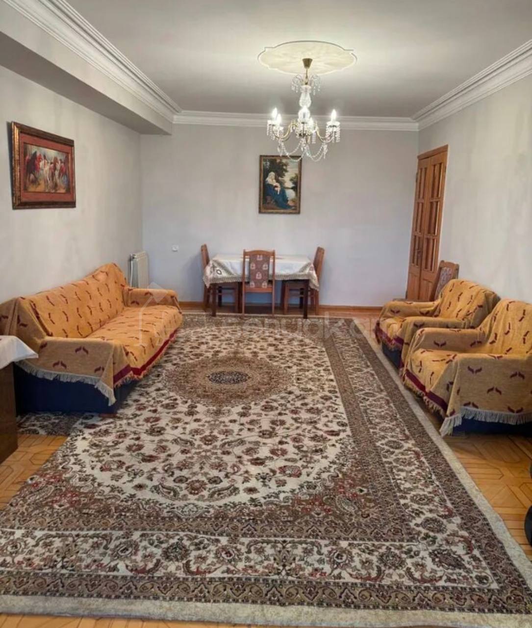 4 Սենյականոց Բնակարան Քարե Շենքում, 100քմ, 16/16 հարկ, Նորմալ Վիճակում, Կահավորված