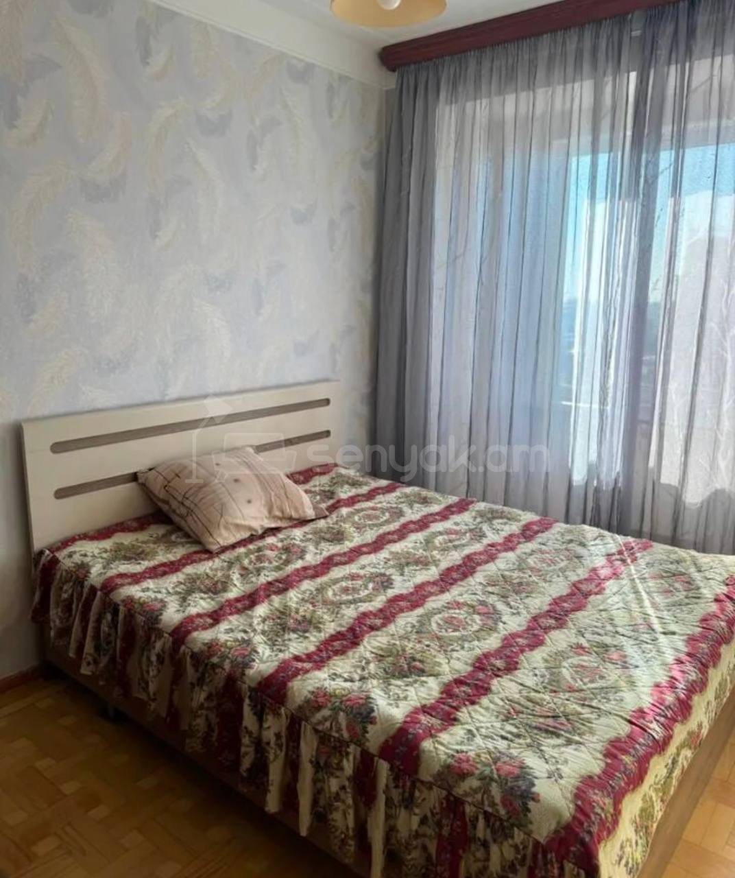 4 Սենյականոց Բնակարան Քարե Շենքում, 100քմ, 16/16 հարկ, Նորմալ Վիճակում, Կահավորված