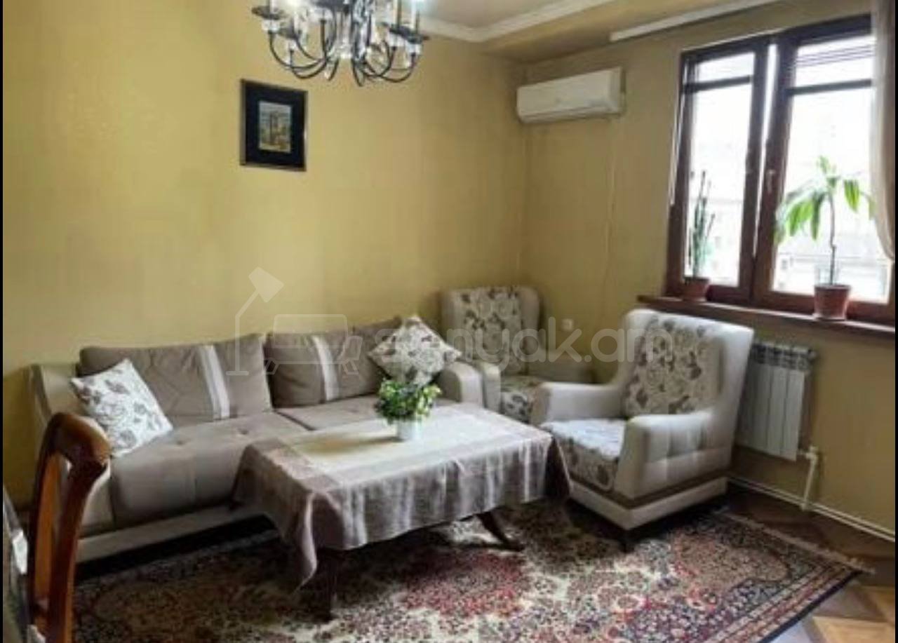 2 Սենյականոց Բնակարան, 40քմ, 5/14 հարկ, Կապիտալ Վերանորոգված