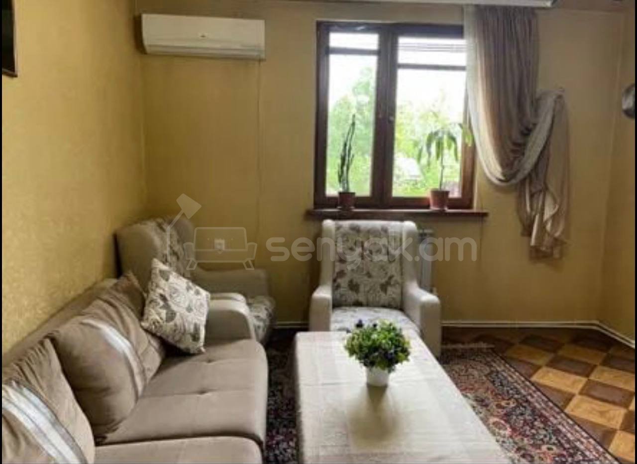 2 Սենյականոց Բնակարան, 40քմ, 5/14 հարկ, Կապիտալ Վերանորոգված