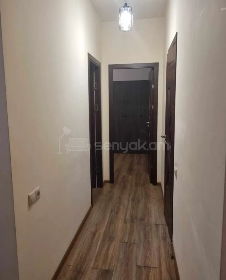 3 Սենյականոց Բնակարան, 80քմ, 1/3 հարկ, Կապիտալ Վերանորոգված, Կահավորված