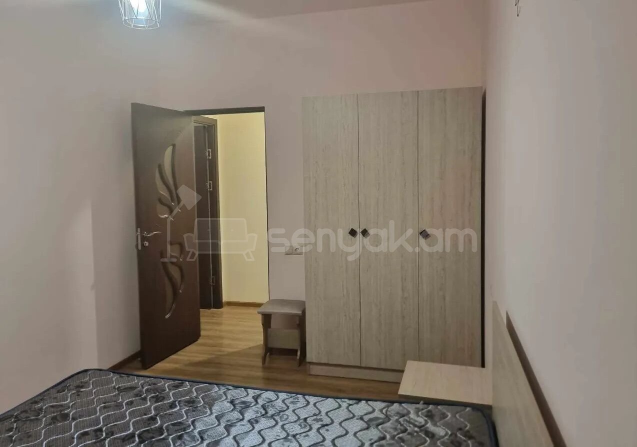 3 Սենյականոց Բնակարան, 80քմ, 1/3 հարկ, Կապիտալ Վերանորոգված, Կահավորված