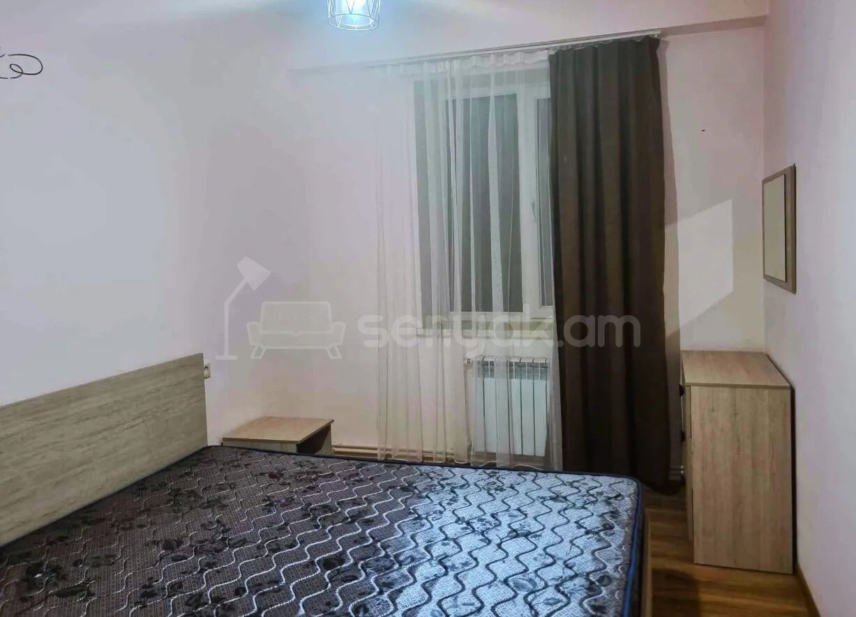 3 Սենյականոց Բնակարան, 80քմ, 1/3 հարկ, Կապիտալ Վերանորոգված, Կահավորված