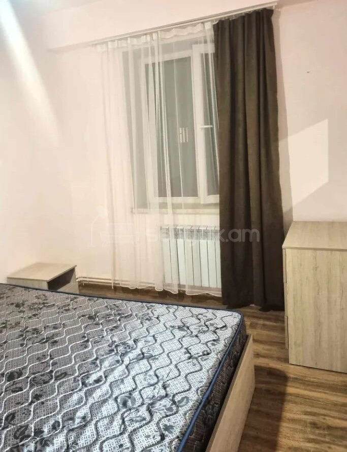 3 Սենյականոց Բնակարան, 80քմ, 1/3 հարկ, Կապիտալ Վերանորոգված, Կահավորված