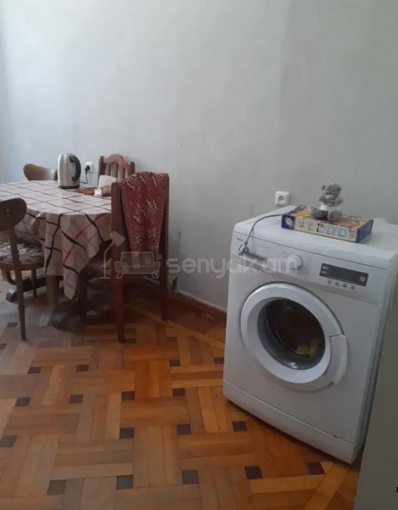 2 Սենյականոց Բնակարան Քարե Շենքում, 66քմ, 4/5 հարկ, Կոսմետիկ Վերանորոգված, Կահավորված