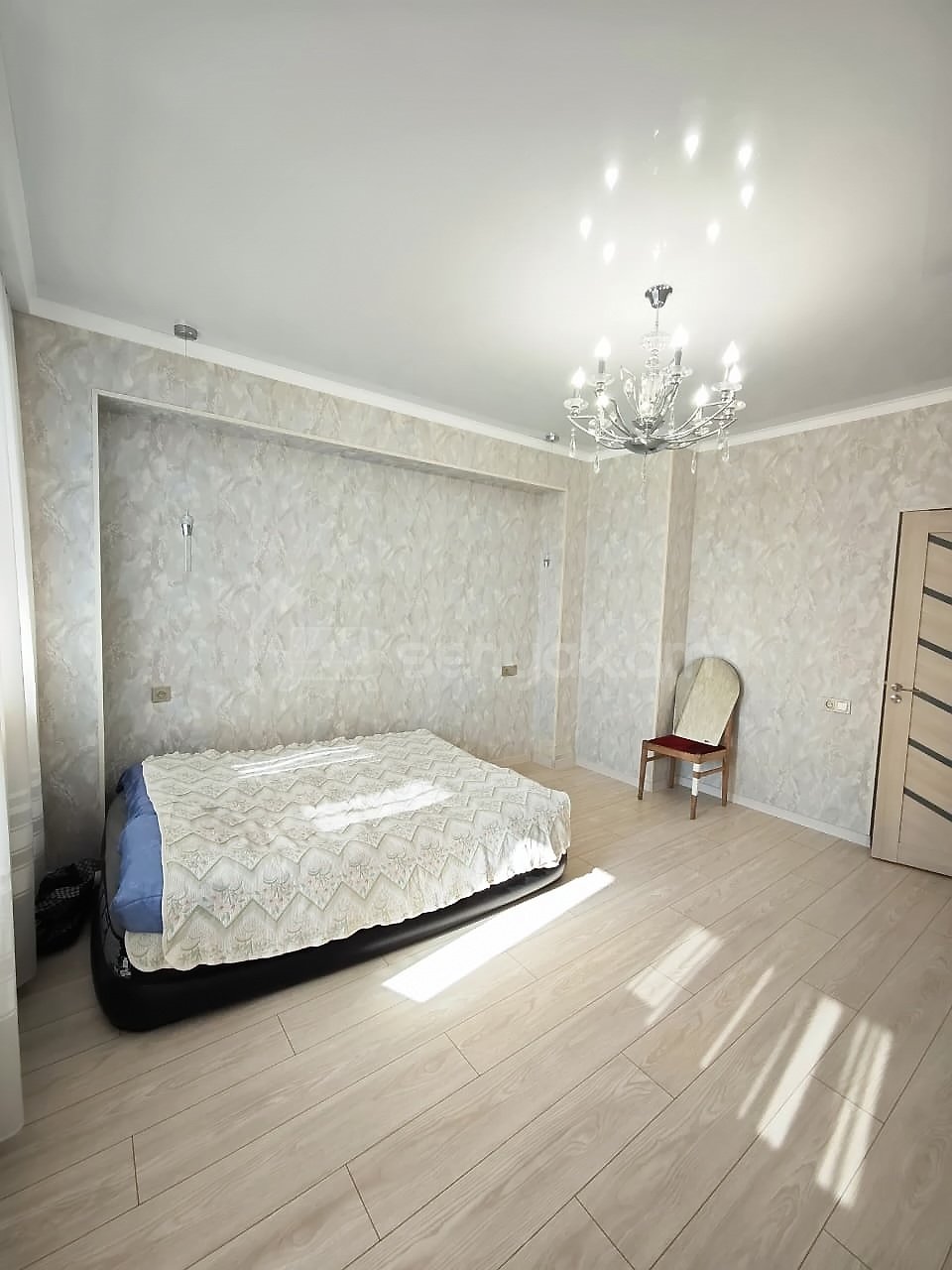 3 Սենյականոց Բնակարան, 90քմ, 6/7 հարկ, Կապիտալ Վերանորոգված, Կահավորված, Արևկող