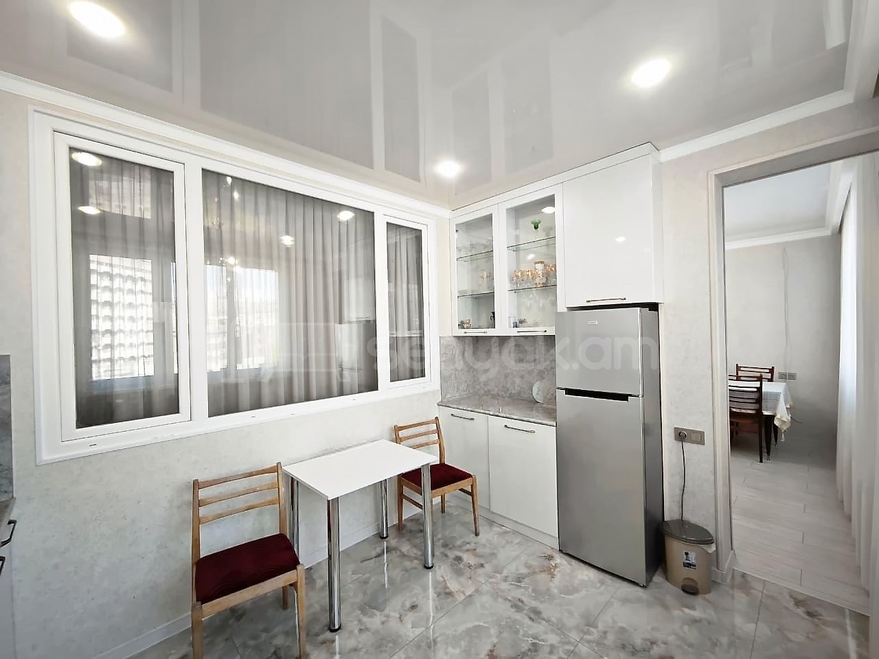 3 Սենյականոց Բնակարան, 90քմ, 6/7 հարկ, Կապիտալ Վերանորոգված, Կահավորված, Արևկող