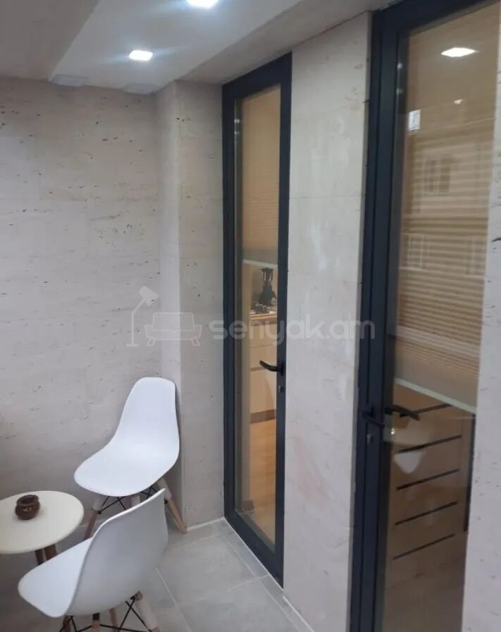 2 Սենյականոց Բնակարան, 45քմ, 4/6 հարկ, Կապիտալ Վերանորոգված, Կահավորված