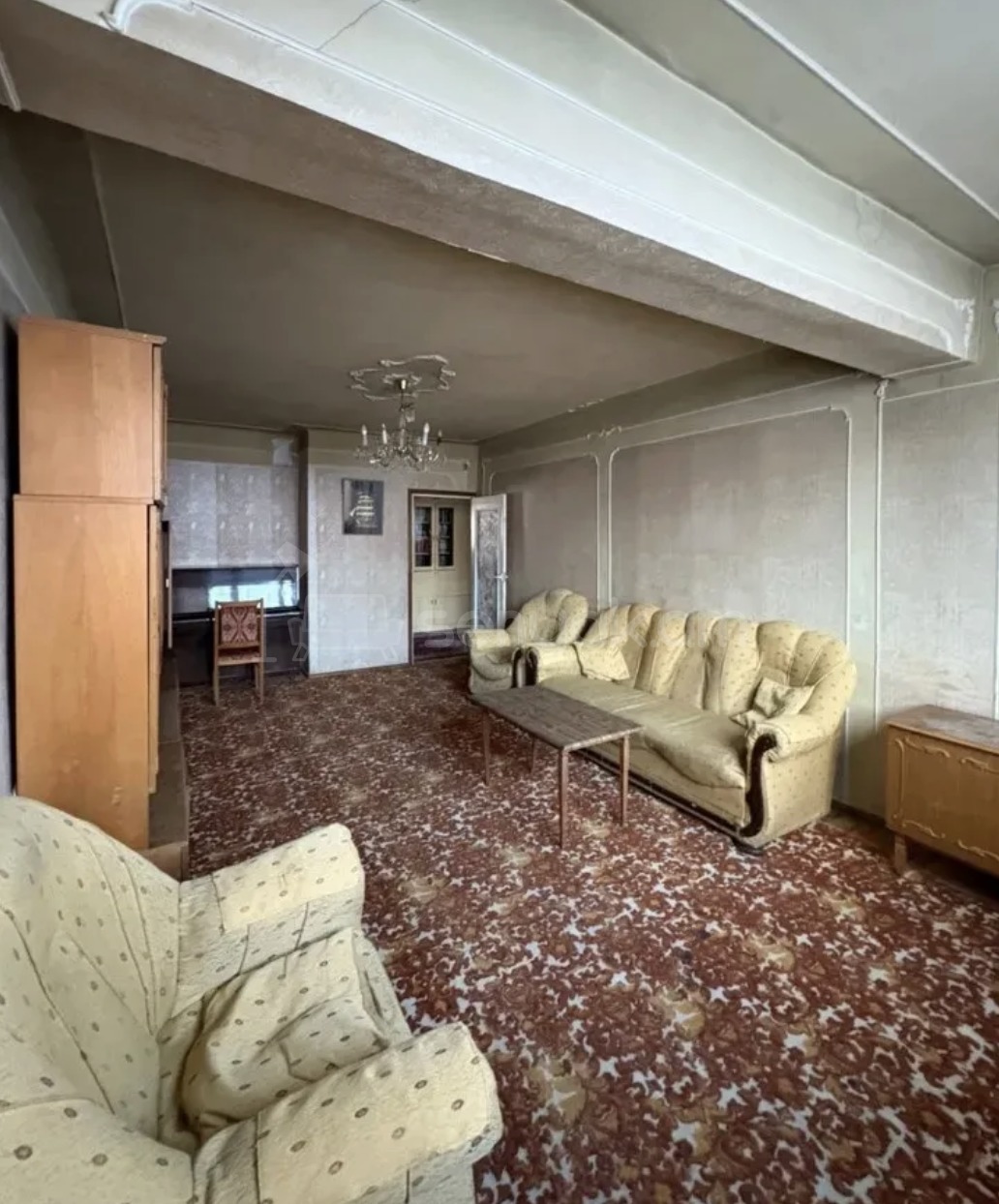 4 Սենյականոց Բնակարան Քարե Շենքում, 98քմ, 5/5 հարկ, Կոսմետիկ Վերանորոգված, Կահավորված