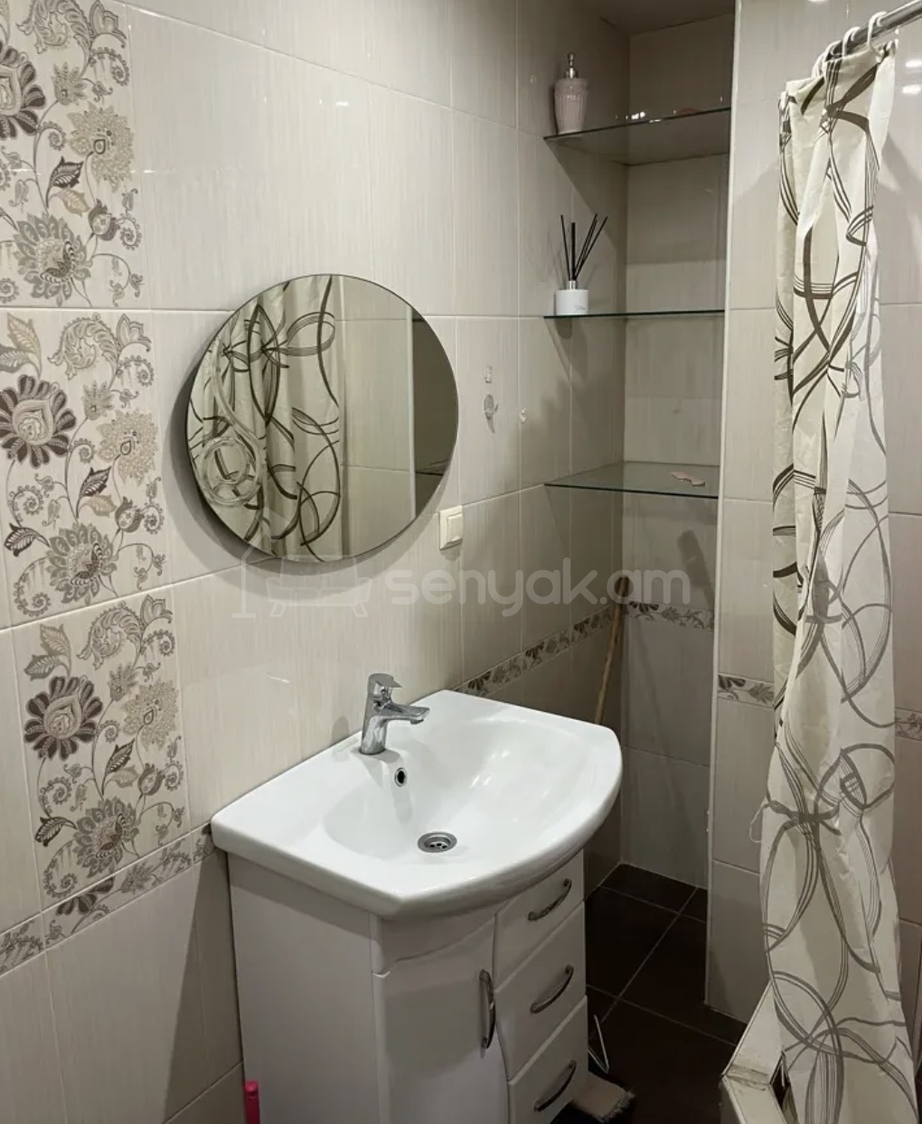 1 Սենյականոց Բնակարան, 44քմ, 7/9 հարկ, Կապիտալ Վերանորոգված