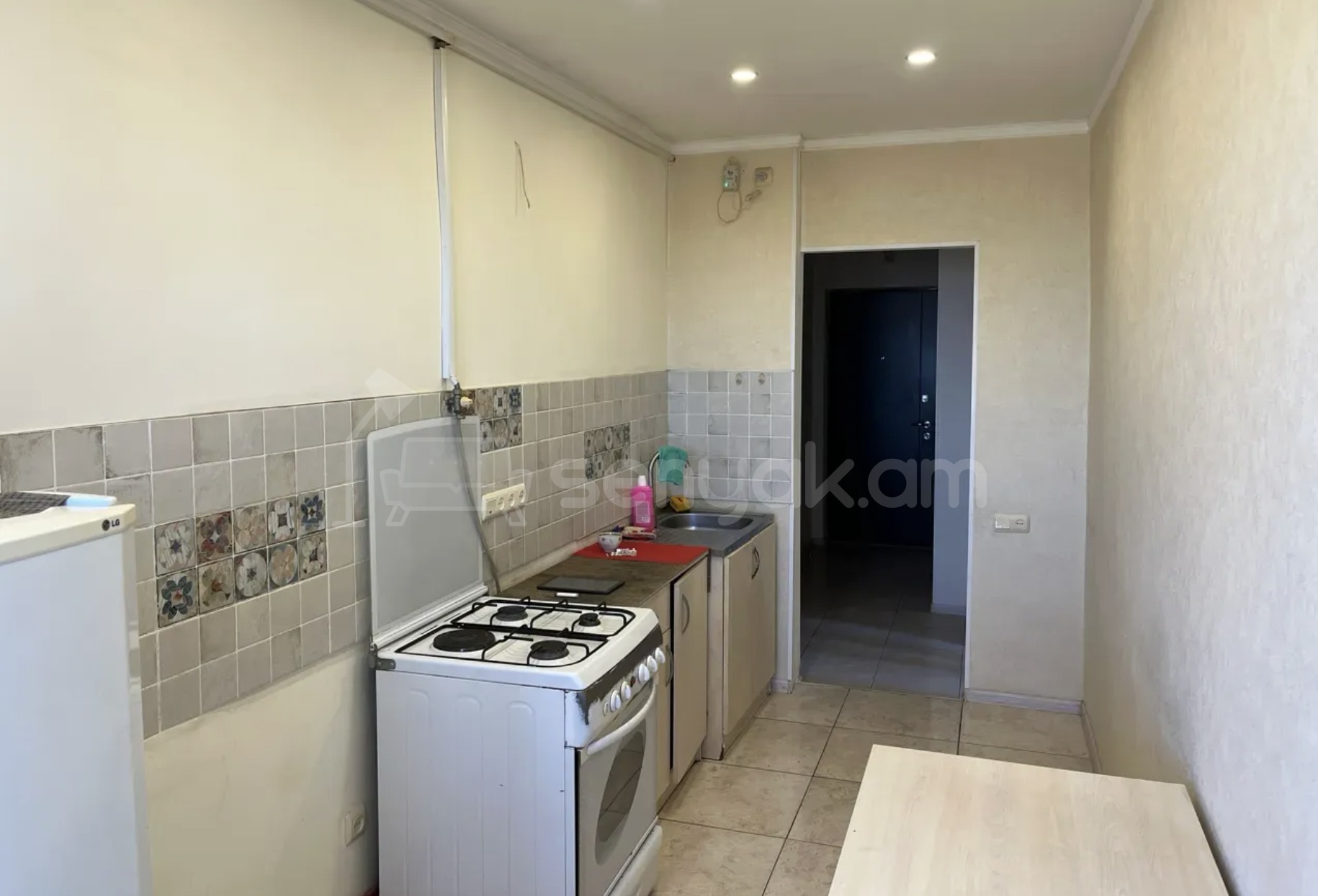 1 Սենյականոց Բնակարան, 44քմ, 7/9 հարկ, Կապիտալ Վերանորոգված