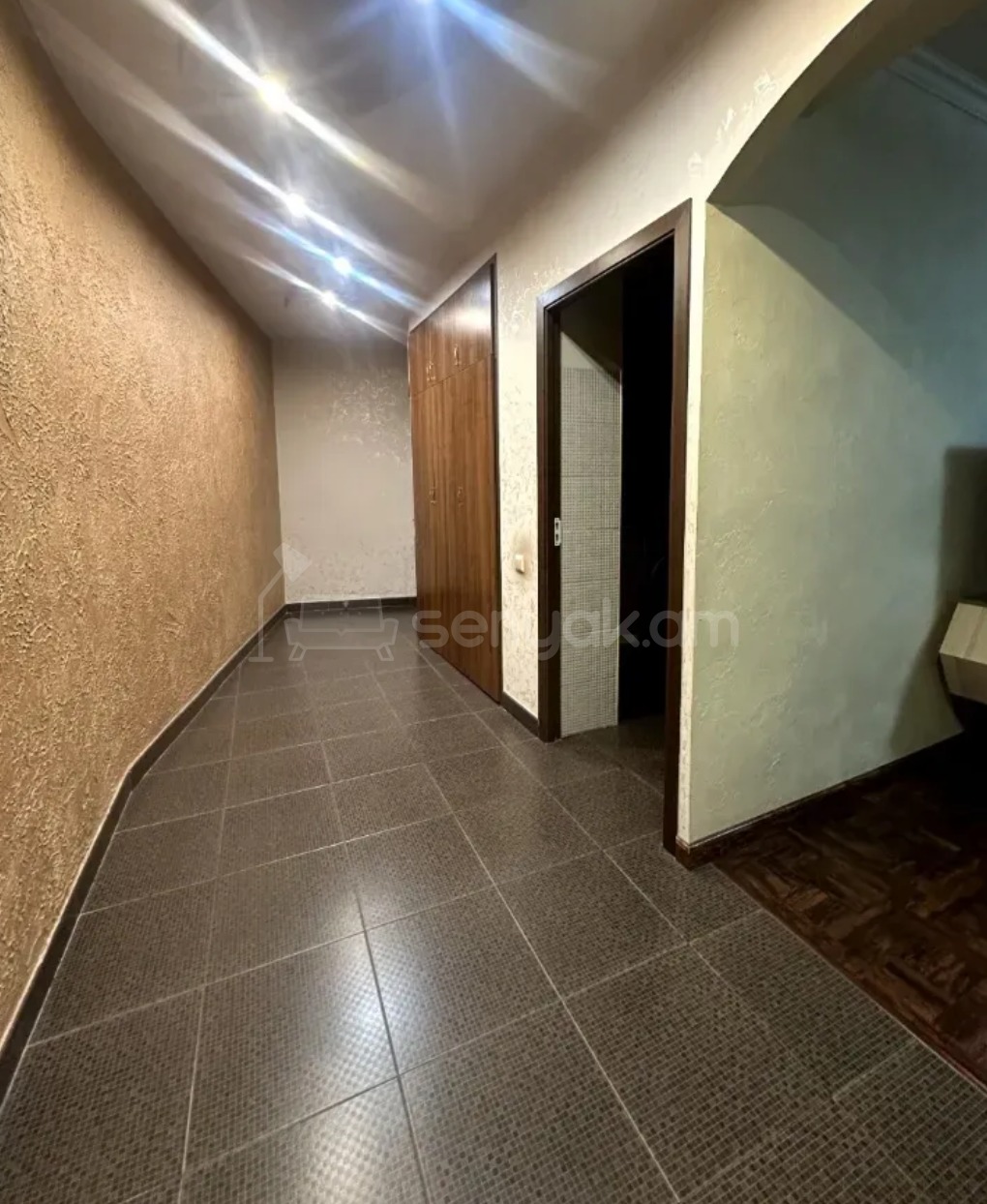 3 Սենյականոց Բնակարան, 76քմ, 7/9 հարկ, Դիզայներական Վերանորոգված