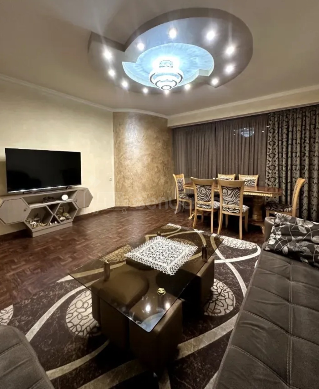 3 Սենյականոց Բնակարան, 76քմ, 7/9 հարկ, Դիզայներական Վերանորոգված