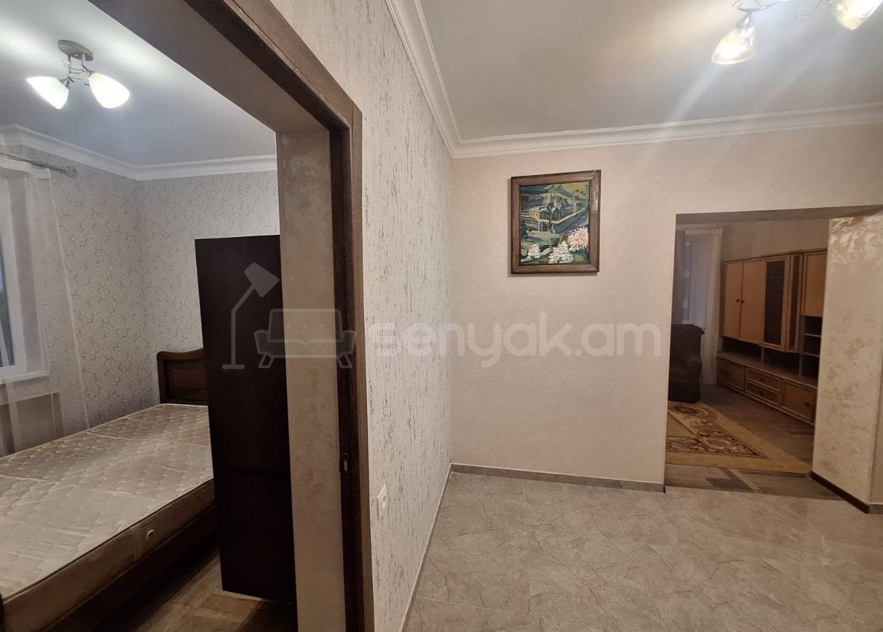 2 Սենյականոց Բնակարան Քարե Շենքում, 60քմ, 3/6 հարկ, Կապիտալ Վերանորոգված, Կահավորված, Արևկող