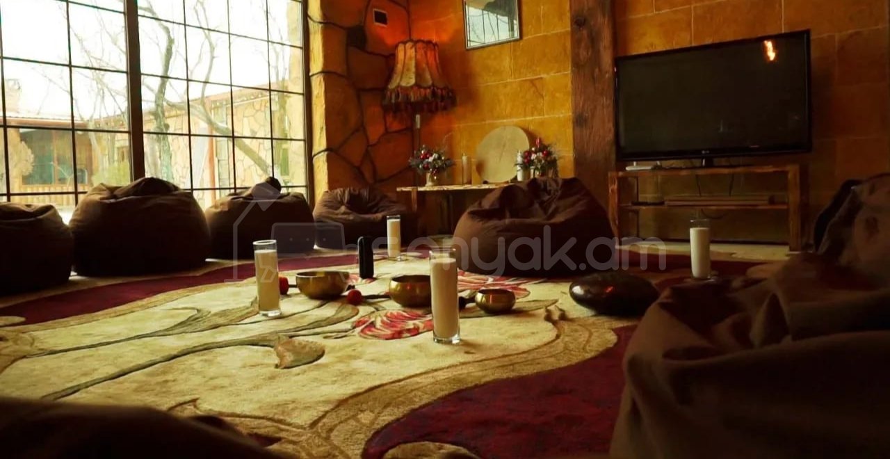 7 Սենյականոց Շքեղ Առանձնատուն, 200քմ, Լողավազանով